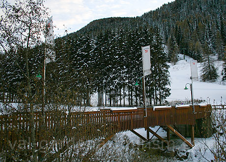 Brücke in Wolkenstein foto