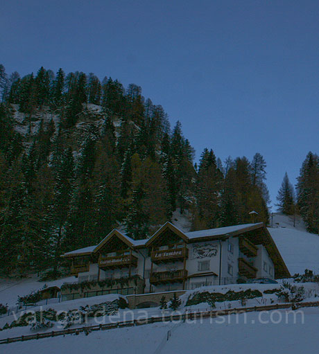 Garni Hotel La Tambra Wolkenstein foto