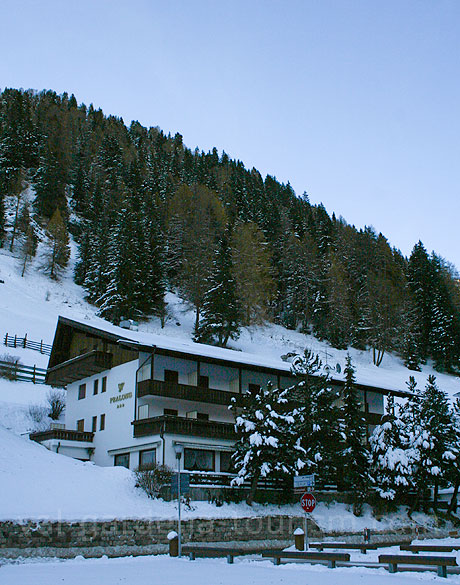 Hotel in Wolkenstein foto