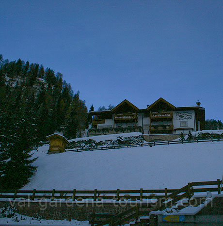 Garni La Tambra at Selva Gardena photo